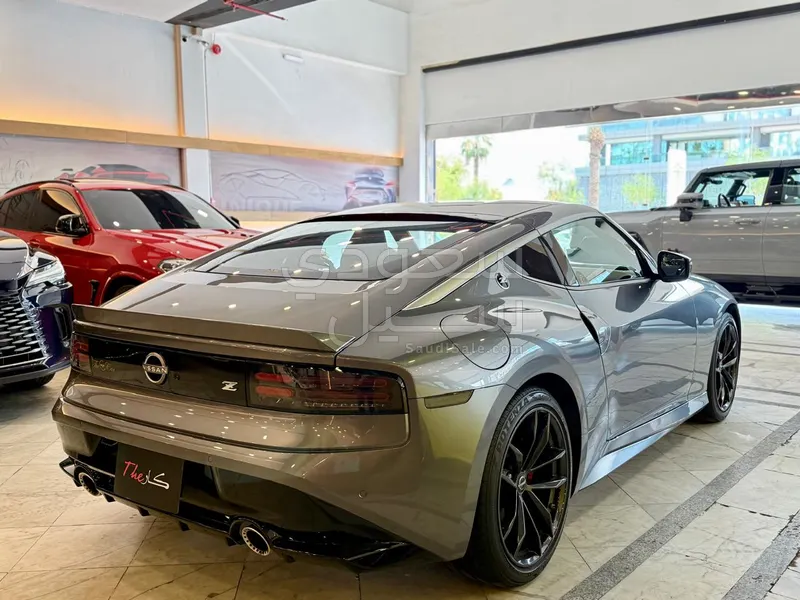 2023 Nissan Z 400