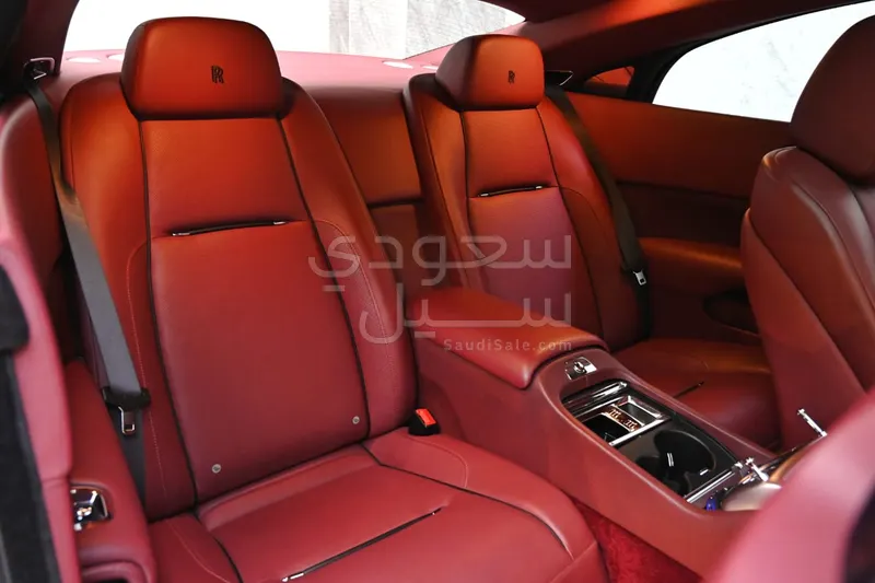 2015 رولز رويس رييث بلاك بادج
