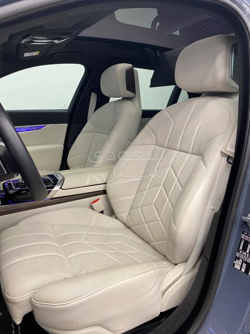 2024 BMW 7 Series 735i