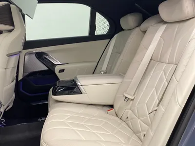 2024 BMW 7 Series 735i