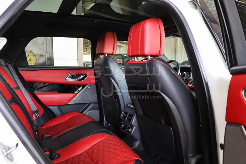 2020 Land Rover Range Rover Velar SV