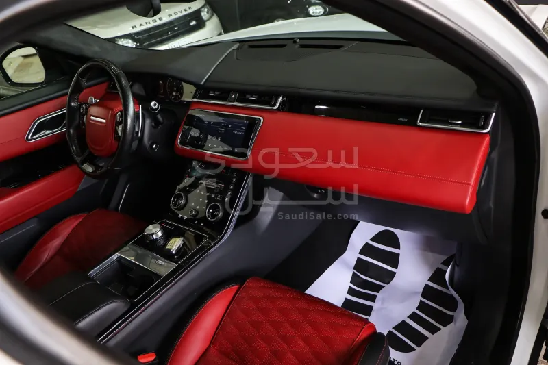2020 Land Rover Range Rover Velar SV
