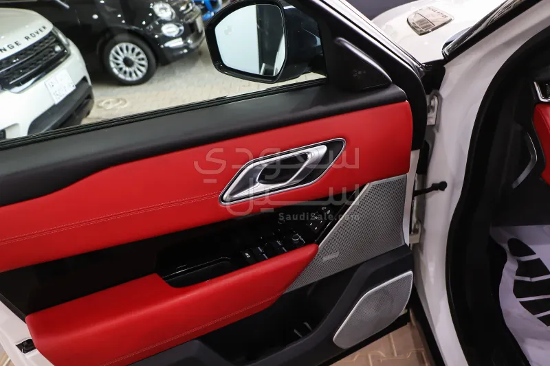 2020 Land Rover Range Rover Velar SV