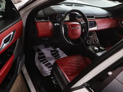 2020 Land Rover Range Rover Velar SV