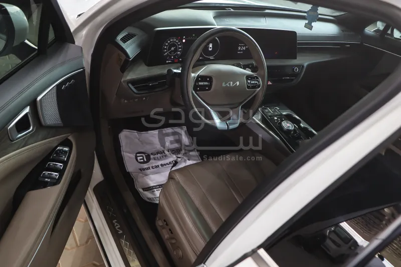 2024 Kia K8
