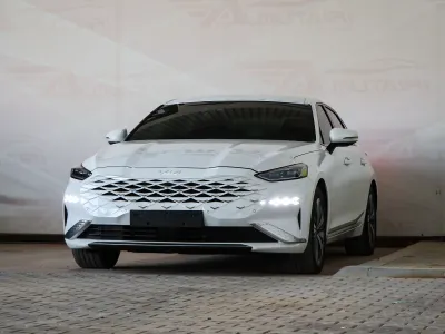 2024 Kia K8