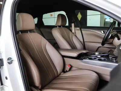 2024 Kia K8