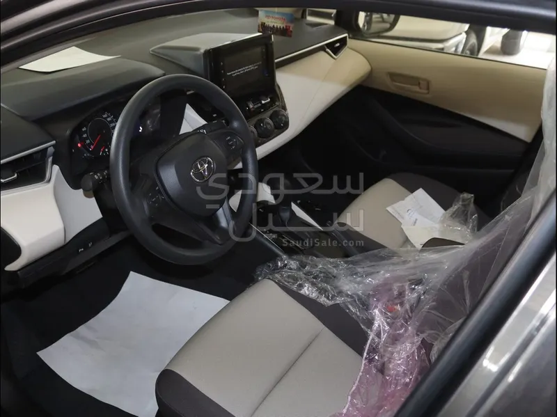 2025 تويوتا كورولا