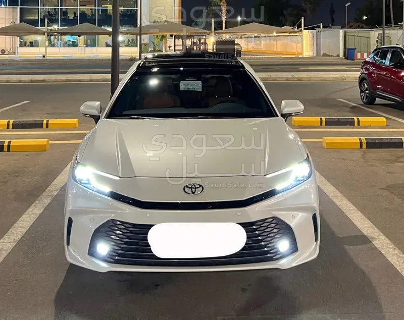 2025 Toyota Camry Grande