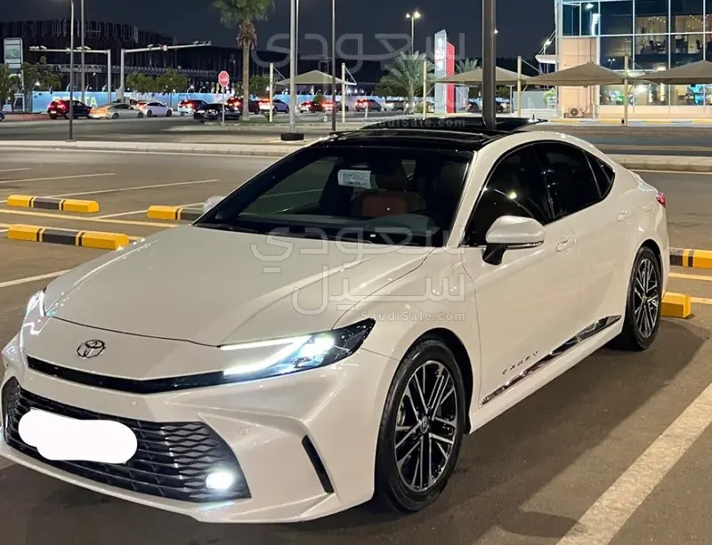 2025 Toyota Camry Grande