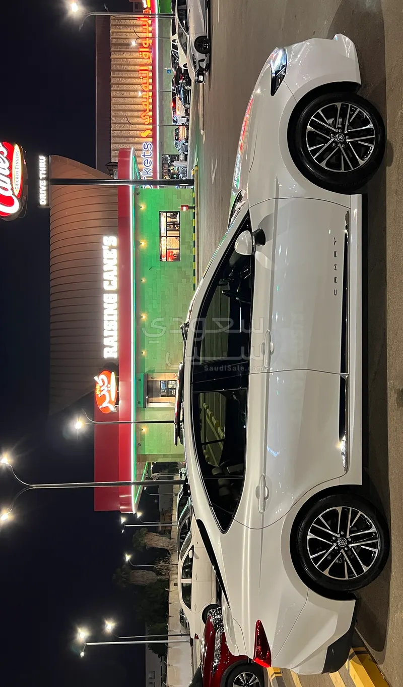 2025 Toyota Camry Grande