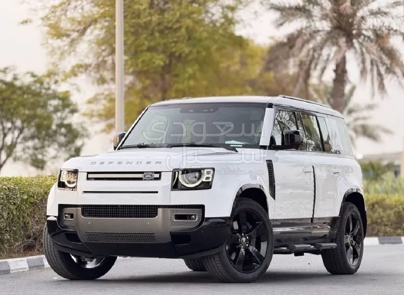 2025 Land Rover Defender X dynamic