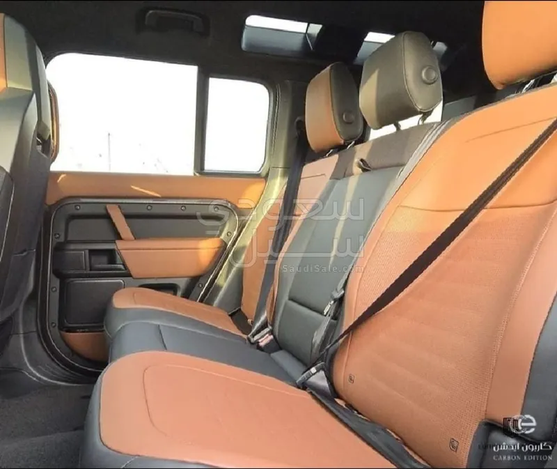 2025 Land Rover Defender X dynamic