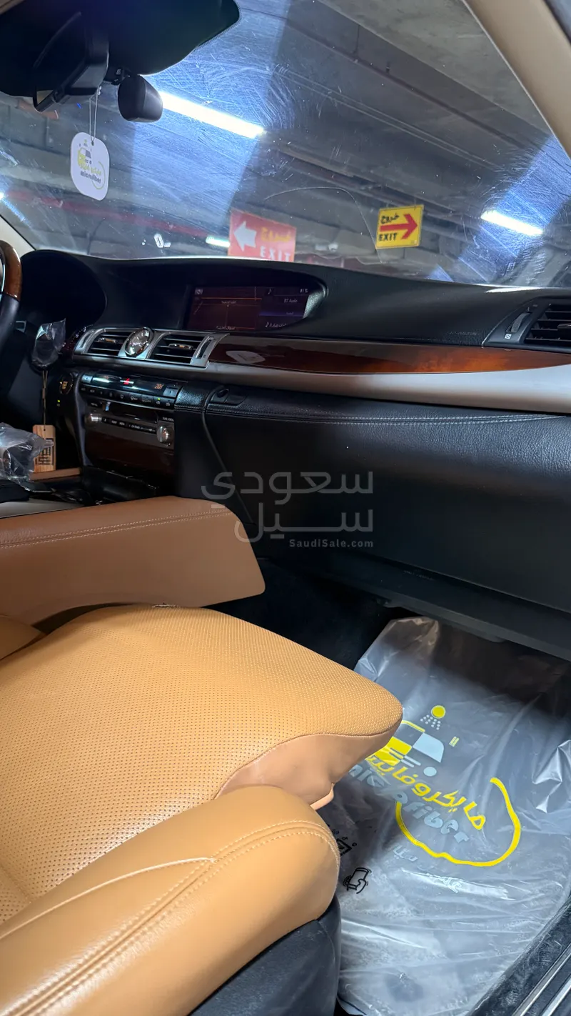 2014 Lexus LS 460 L