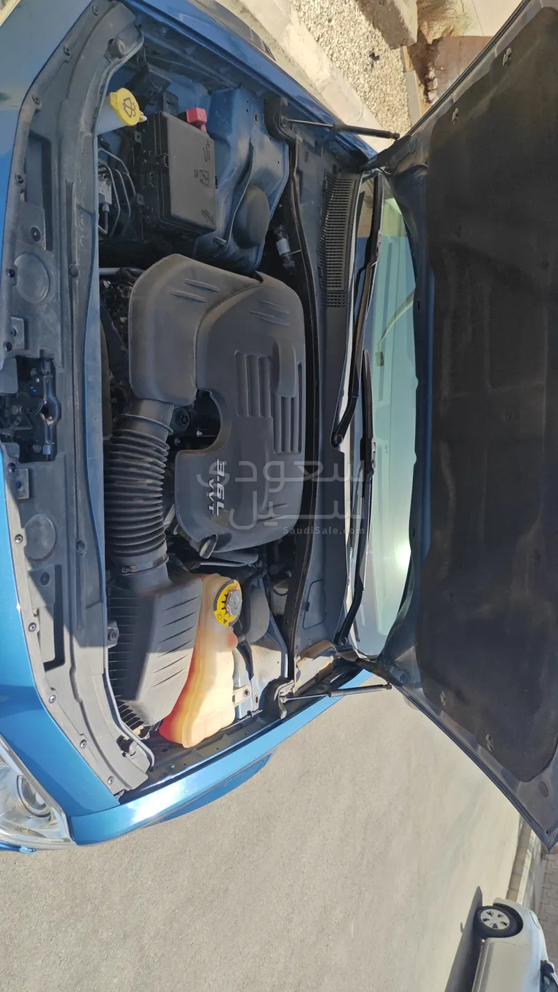 2021 كرايسلر 300 ليميتد