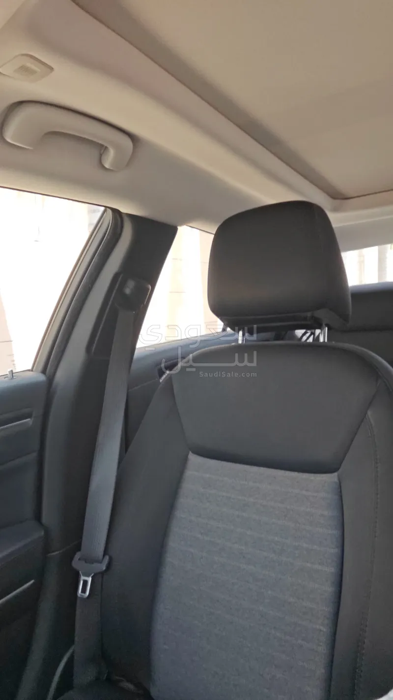 2021 كرايسلر 300 ليميتد