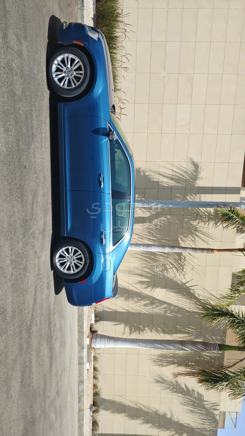 2021 كرايسلر 300 ليميتد