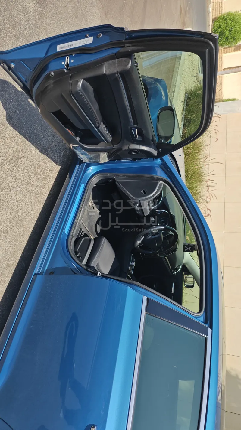 2021 كرايسلر 300 ليميتد