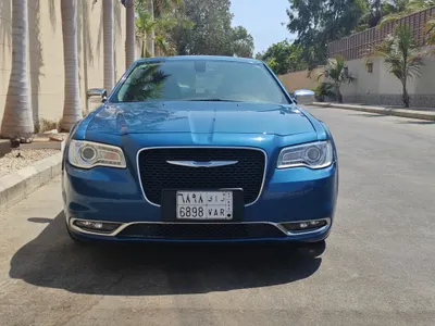 2021 كرايسلر 300 ليميتد
