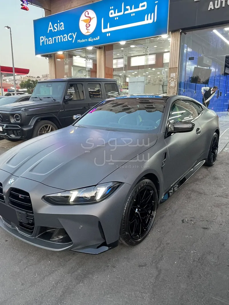 2025 BMW M Series M4 competition