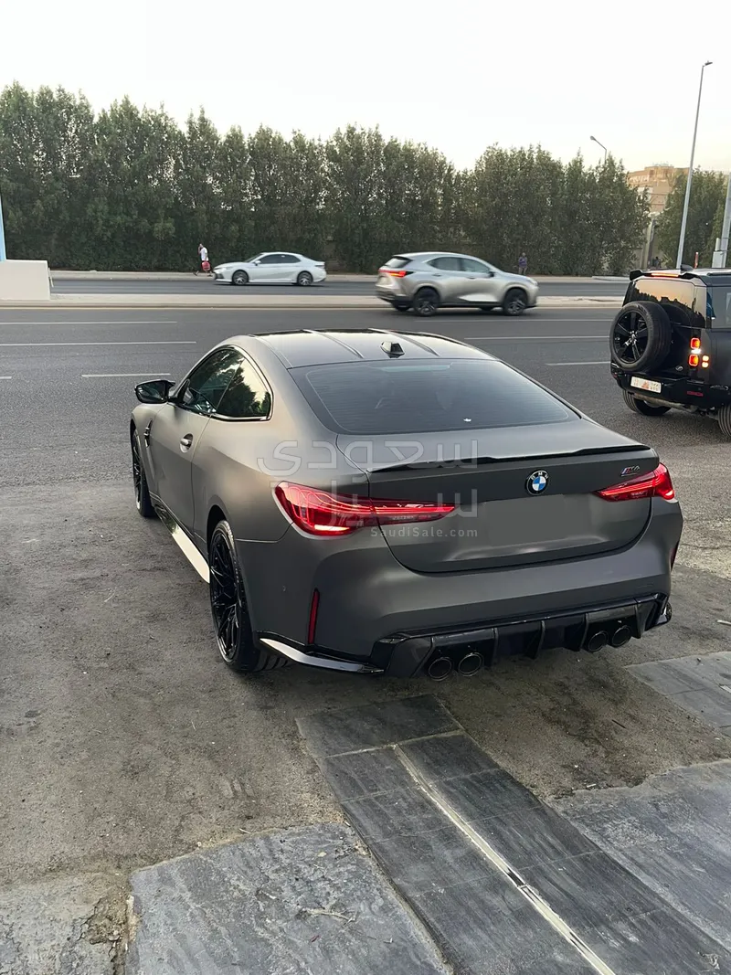2025 BMW M Series M4 competition