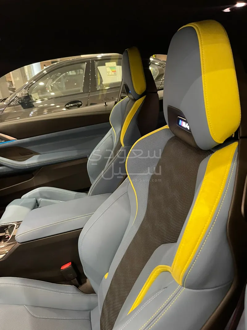 2025 BMW M Series M4 competition