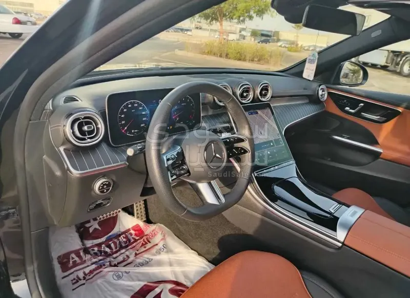2025 Mercedes-Benz C 200 AMG