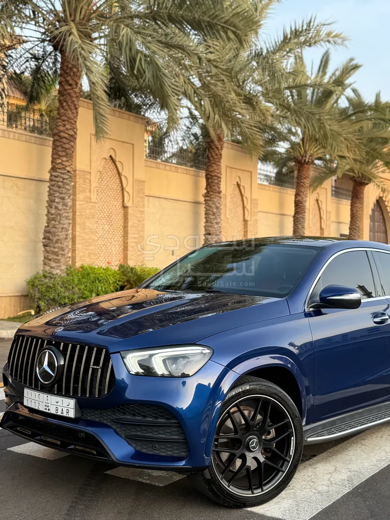 2021 مرسيدس - بنز جي إل إي 450 كوبيه