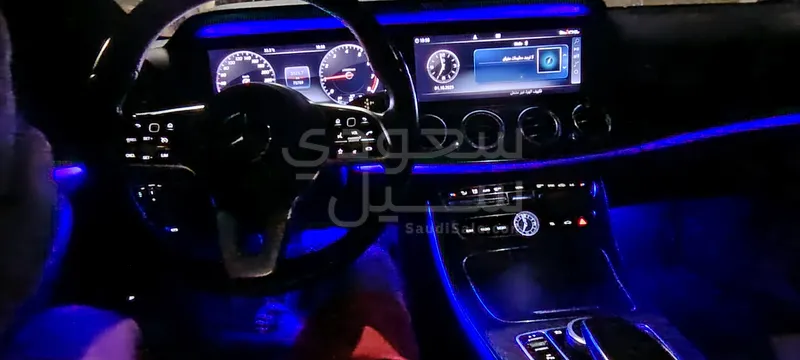 2020 Mercedes-Benz E 300