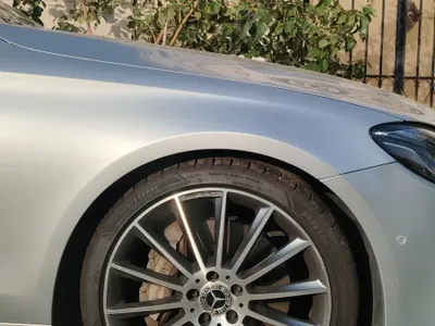 2020 Mercedes-Benz E 300