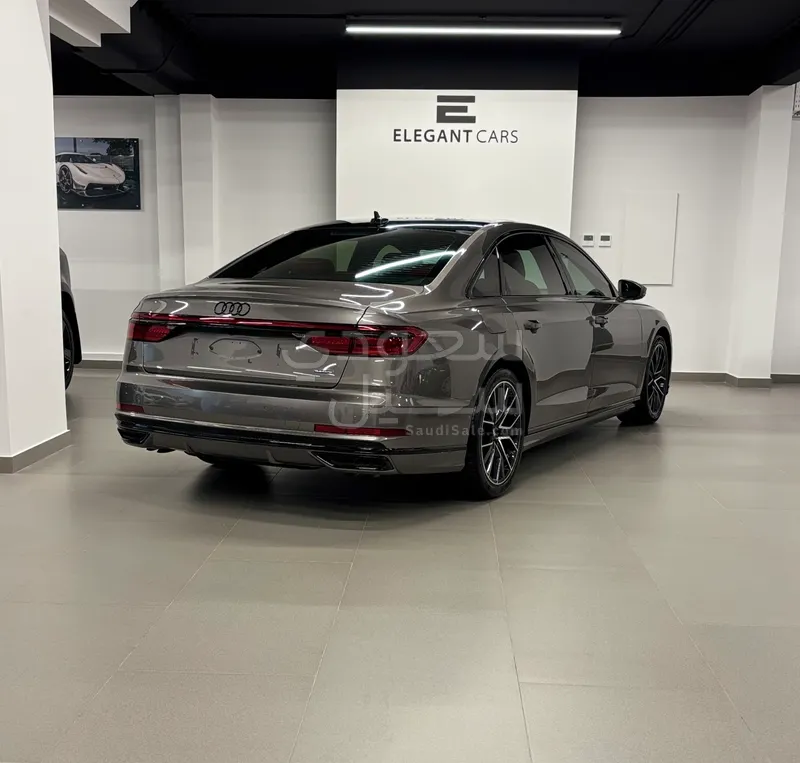 2020 Audi A8