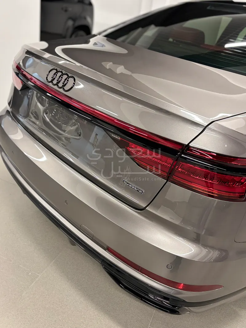 2020 Audi A8
