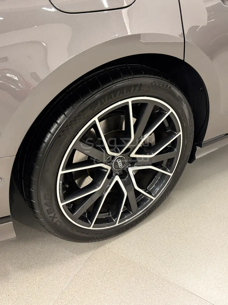 2020 Audi A8