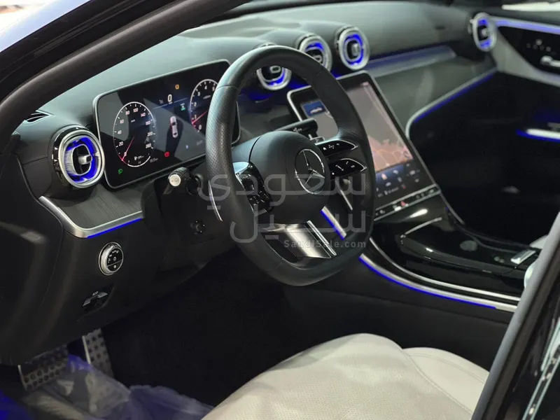 2025 Mercedes-Benz C 200