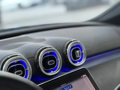 2025 Mercedes-Benz C 200