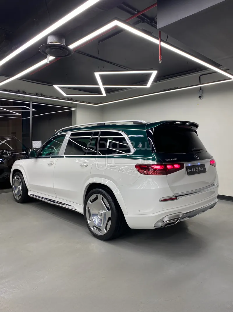 2024 Mercedes-Benz GLS 450