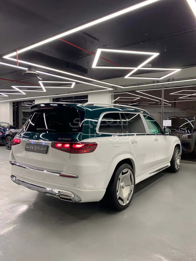 2024 Mercedes-Benz GLS 450