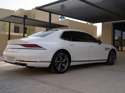 2022 جينيسيس جي 90