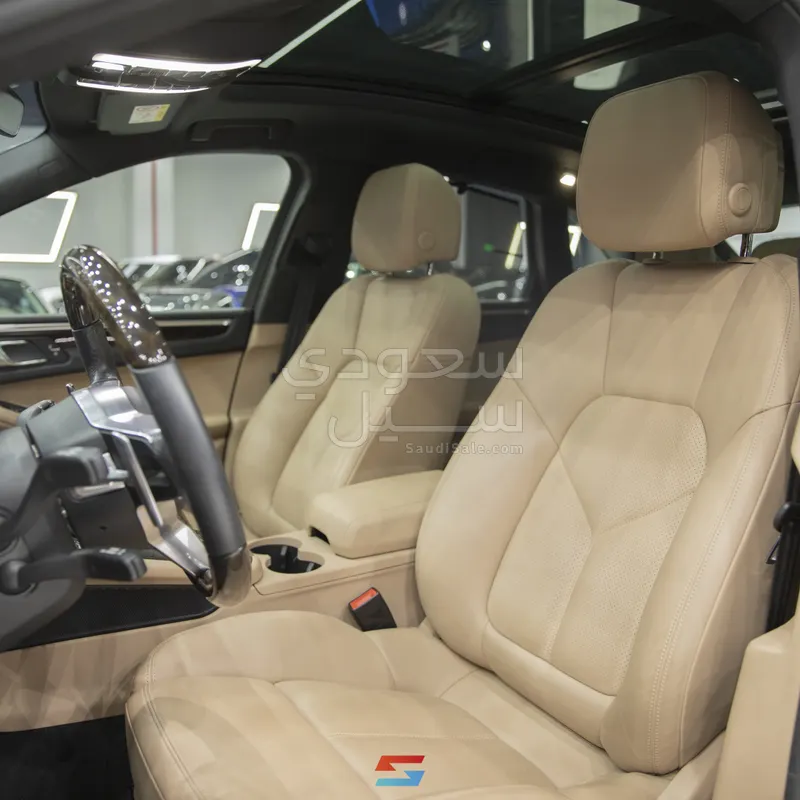 2021 Porsche Macan
