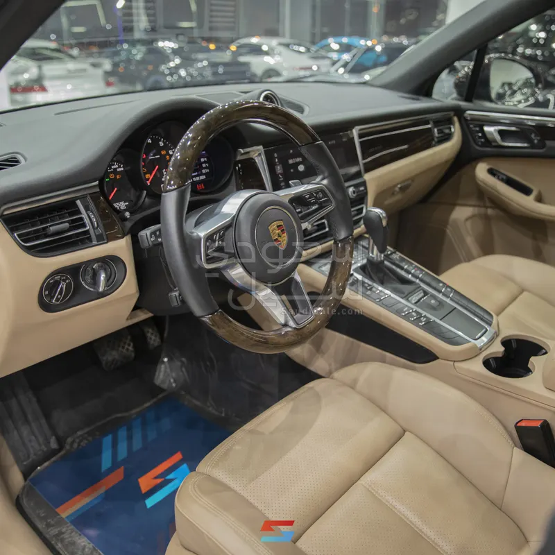 2021 Porsche Macan