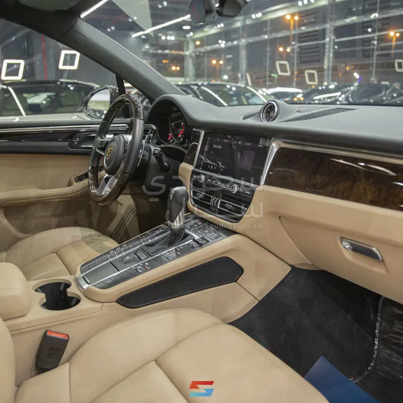 2021 Porsche Macan