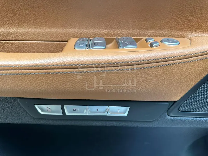2017 بي ام دبليو الفئة السابعة 740 إل أي