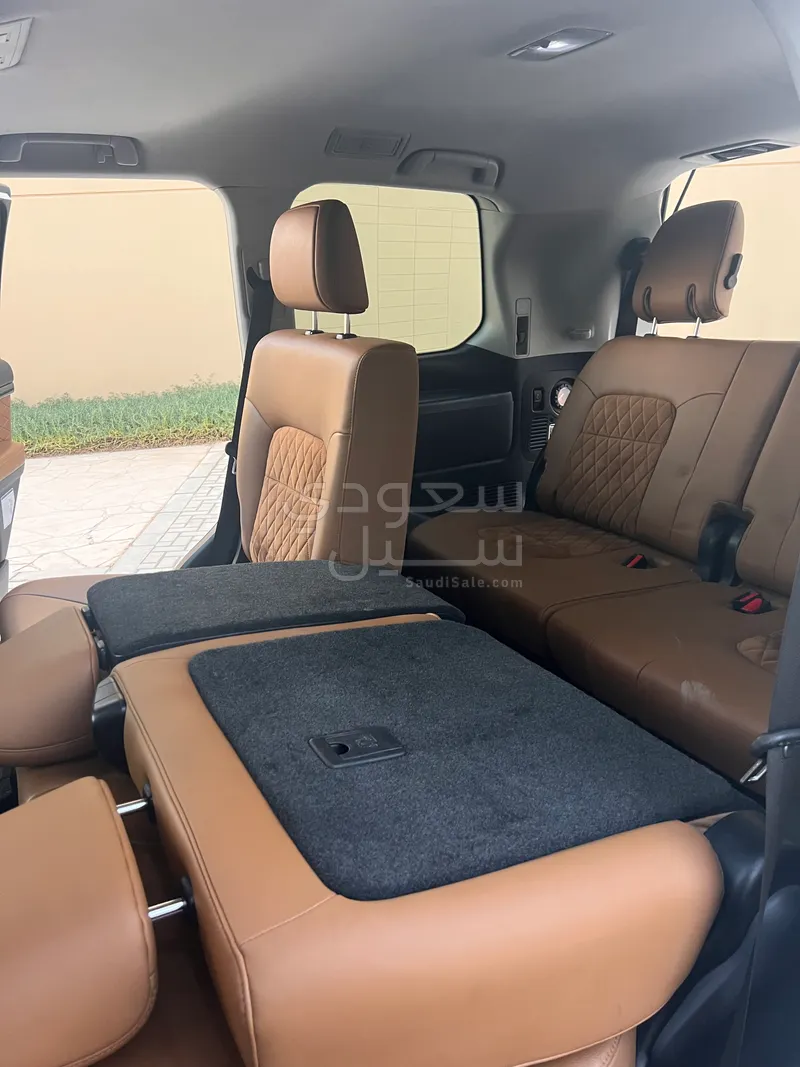 2021 تويوتا لاند كروزر جي اكس ار جراند تورينج