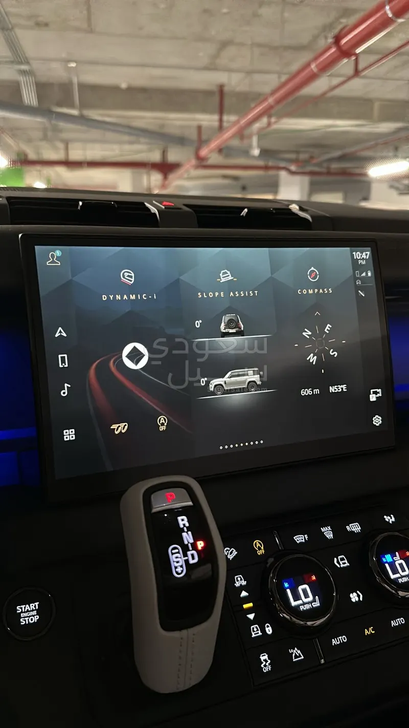 2025 Land Rover Defender Octa