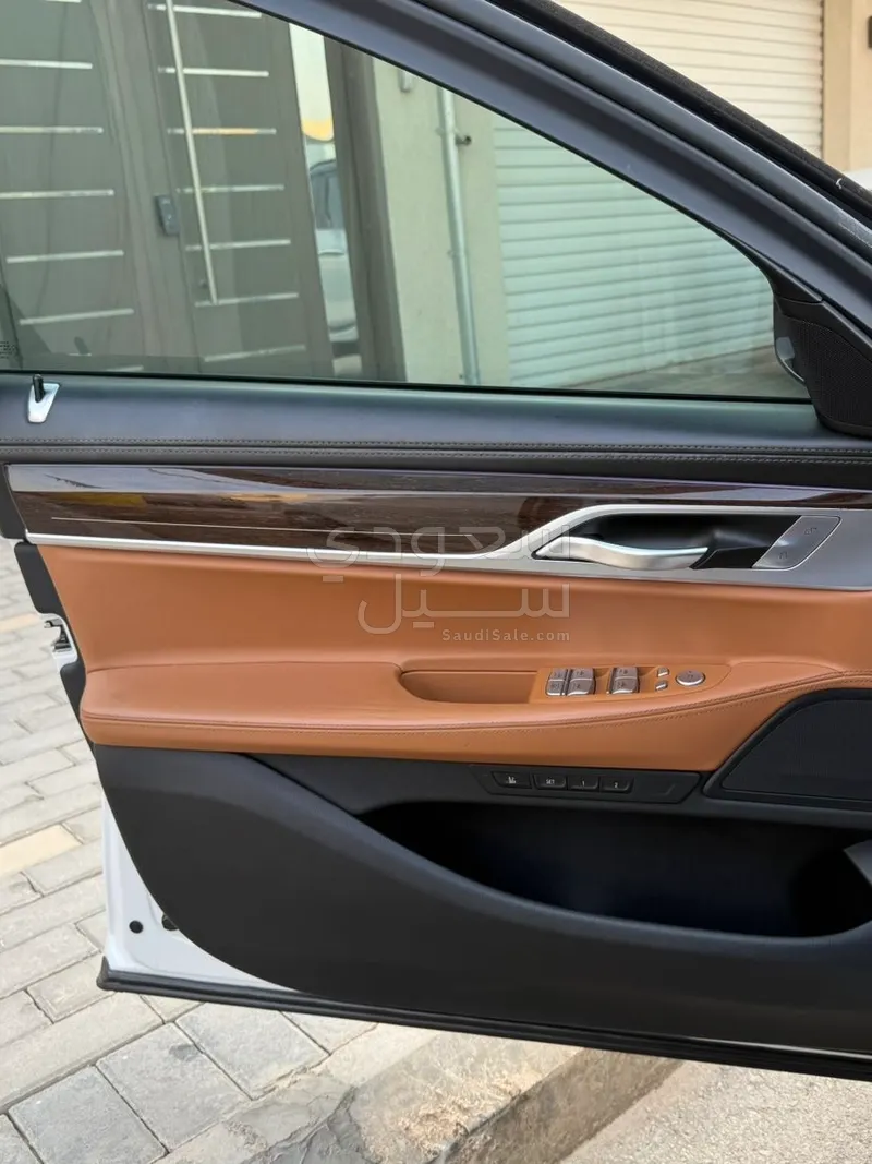 2020 BMW 7 Series 730Li
