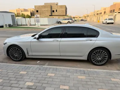 2020 BMW 7 Series 730Li