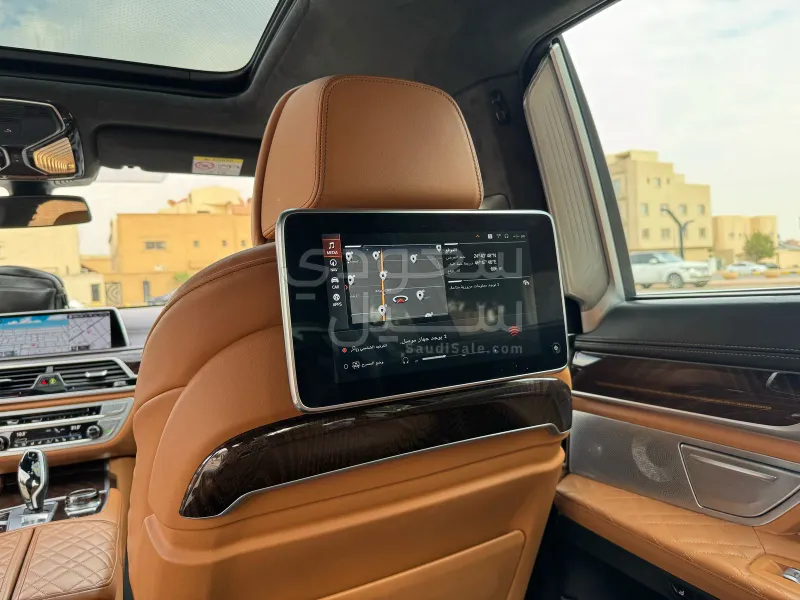 2020 بي ام دبليو الفئة السابعة 750 إل أي