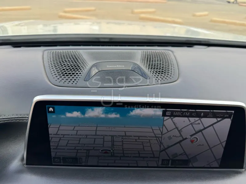 2020 بي ام دبليو الفئة السابعة 750 إل أي