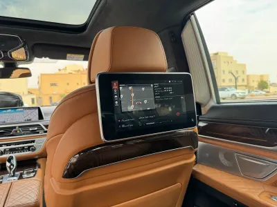 2020 بي ام دبليو الفئة السابعة 750 إل أي