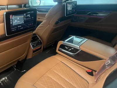 2020 بي ام دبليو الفئة السابعة 750 إل أي